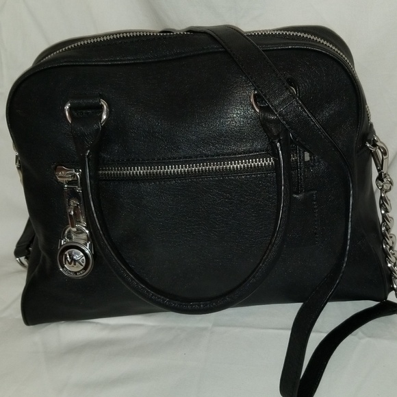 michael kors black purse with silver hardware